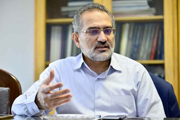 صحبت درباره رئیس مجلس آینده زود است