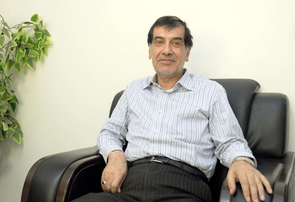 باهنر: رفع حصر موسوی و کروبی منتفی است؛ هیچ نشانهای از پشیمانی و توبه آنها در دست نیست