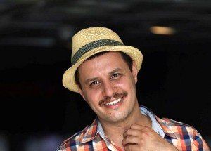 جواد عزتی هنگام حادثه برای برای الناز شاکردوست من خواب بودم
