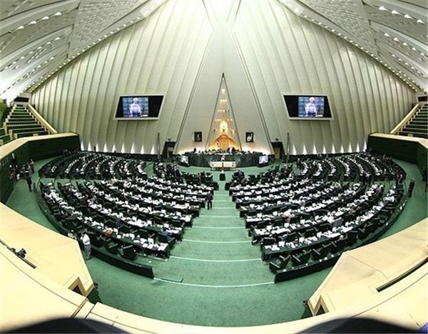 نظر فراکسیونهای سیاسی مجلس درباره وزرای پیشنهادی روحانی